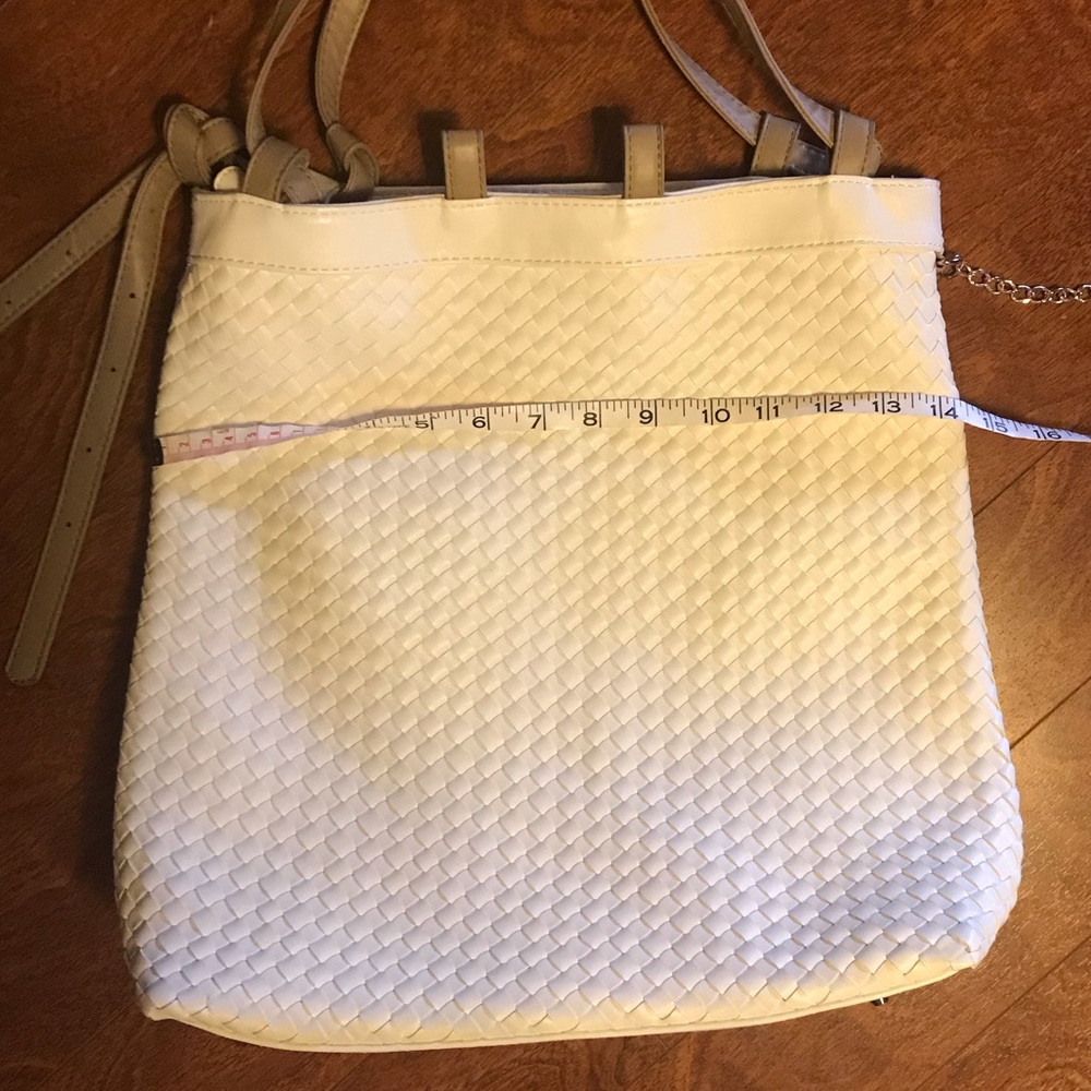 Arbonne Backpack - Picture 5 of 6